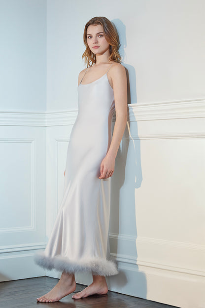 Diva 羽毛吊带长裙