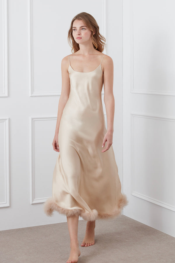 Diva 羽毛吊带长裙