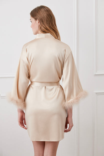 Diva 羽毛短睡袍