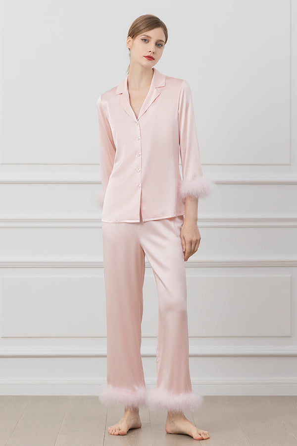 Diva 羽毛睡衣套装